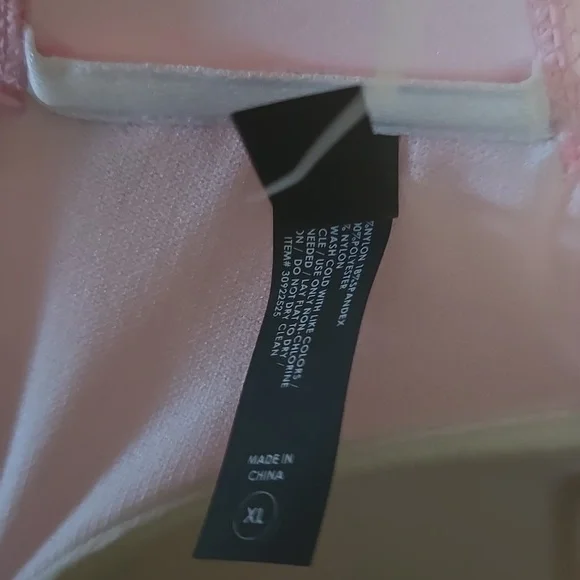 Hot Topic Strawberry High Waisted Bikini (Top XL) Bottoms (L) - Picture 8 of 8